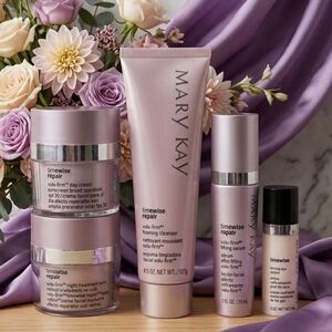Mary Kay Skincare Set in Lavender